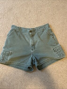 Lee Women's Cargo Shorts in Olive